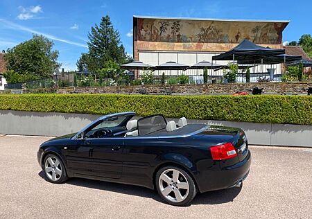 Audi S4 4.2 tiptronic quattro Cabriolet -