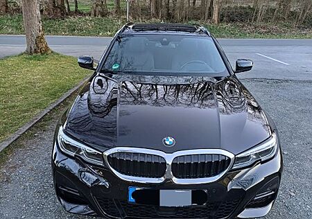 BMW 320i Touring M Sport Auto M Sport