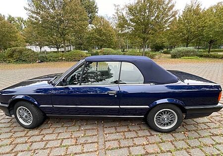 BMW 318 E30 Cabriolet 1991 H Kennzeichen wenig KM