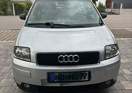 Audi A2 1.4 -