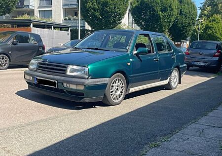 VW Vento Volkswagen 1.8 GLX
