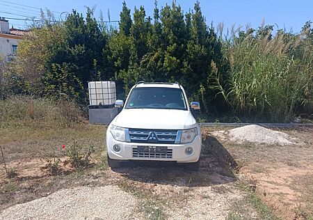 Mitsubishi Pajero 3.2 DI-D Instyle, 200 PS