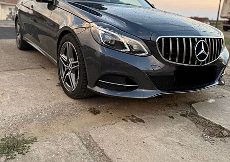 Mercedes-Benz E 300 BlueTEC T AVANTGARDE
