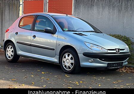 Peugeot 206 1.6 Style 110 Automatik/Klima/