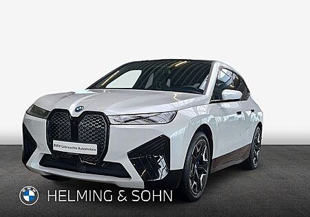 BMW iX xDrive40 Sportpaket HK HiFi Sitzbelüftung Pan
