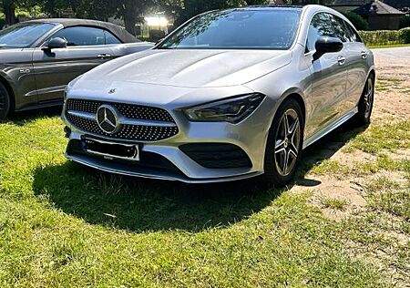 Mercedes-Benz CLA 250 Shooting Brake AMG Line