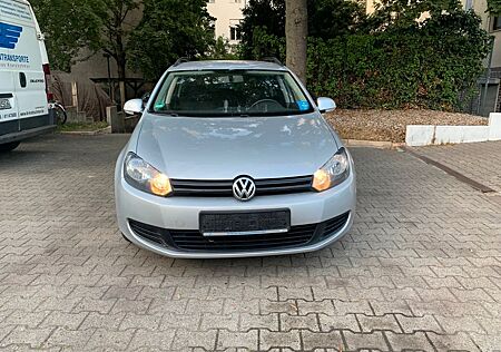 VW Golf Volkswagen 1.6 TDI AUS 2 HAND,SCHECKHEFT,FAHRBEREIT
