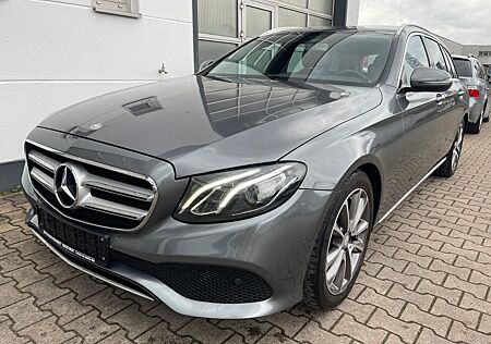 Mercedes-Benz E 200 E 200T W212 Autom./eSD/LED/Navi/Avantgarde/Kamer
