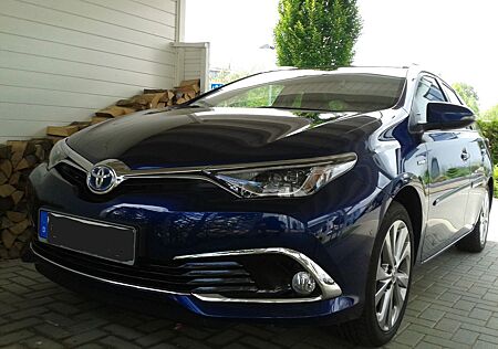 Toyota Auris Touring Sports Touring Sports Hybrid 1...