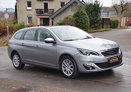 Peugeot 308 SW ACC ALU LED NAVI SPARDOSE