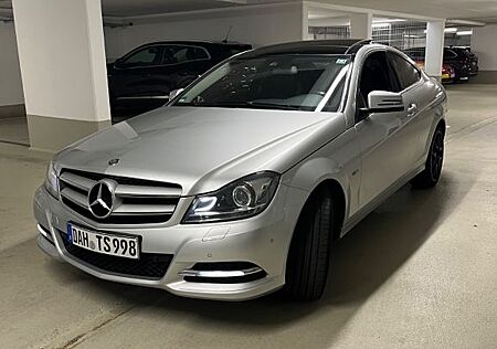 Mercedes-Benz C 220 CDI BlueEFFICIENCY -