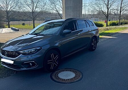 Fiat Tipo 1.6 MultiJet LOUNGE DCT LOUNGE