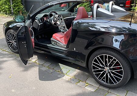 Alfa Romeo Spider 2.4 JTDM 20V CABRIOLET