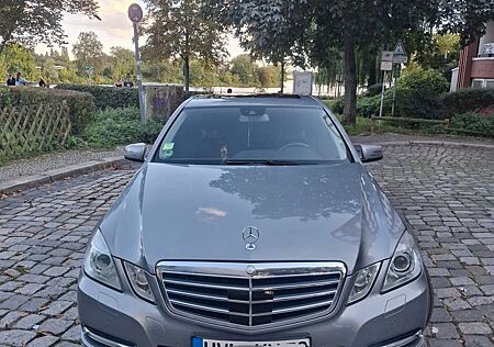 Mercedes-Benz E 350 CDI BlueEFFICIENCY ELEGANCE ELEGANCE