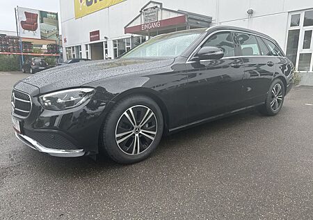 Mercedes-Benz E 220 E 220d *Top Zustand*