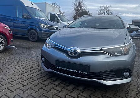 Toyota Auris Touring Sports Edition-S