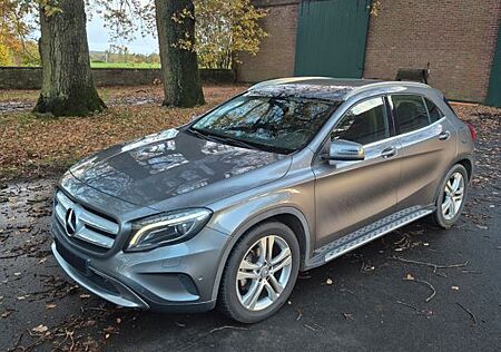 Mercedes-Benz GLA 200 Style Style