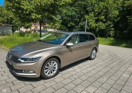 VW Passat Volkswagen /Pano.Dach/vollausstattung/ TÜV neu