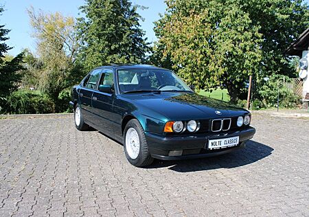 BMW 525i E34 *Leder* 2. Hand* Scheckheft* Oldtimer*