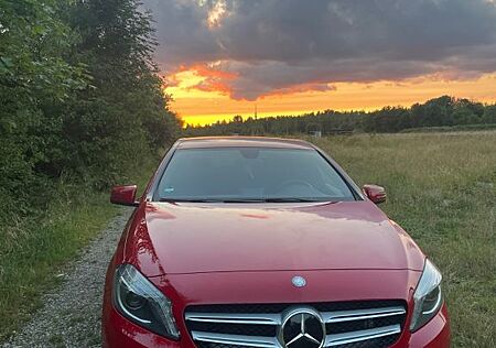 Mercedes-Benz A 180 -