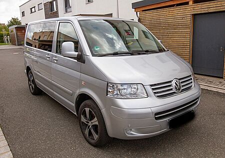 VW T5 Multivan Volkswagen 2.5TDI | Motor generalüberholt