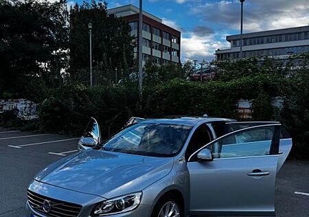 Volvo V60 D6 TWIN ENGINE Plug-in-Hybrid Summum Summum
