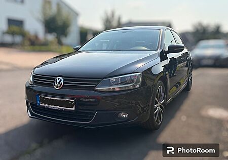 VW Jetta Volkswagen 1.4 TSI Highline Highline