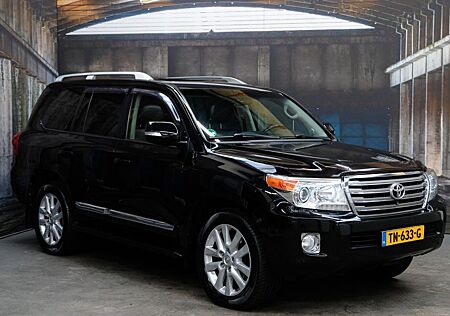 Toyota Land Cruiser V8 4.5D Executive 7Sitz Like New!
