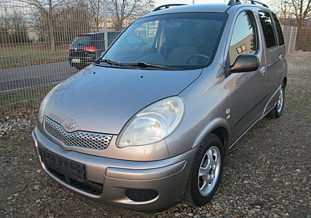 Toyota Yaris Verso 1.3 Sol