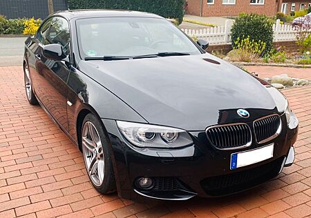 BMW 320i Cabrio M Sport Edition *Leder*SHZ*PDC*Xenon