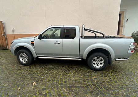 Ford Ranger XLT Limited 2.5 TDCi Extrakabine 4X4
