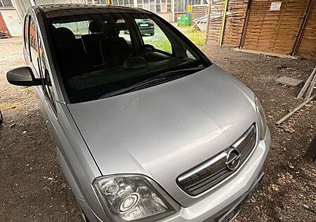 Opel Meriva 1.6 A