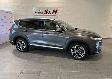 Hyundai Santa Fe 2,2 CRDi Premium 4WD NAVI Leder AAC AZV
