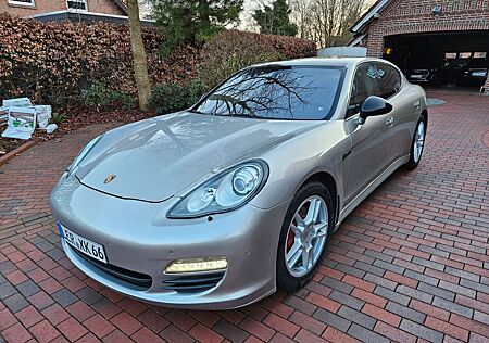 Porsche Panamera 4 - 970