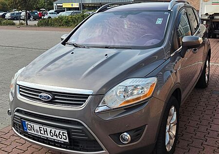Ford Kuga 2,0TDCi 4x4 120kW Champions Ed. PowerSh...