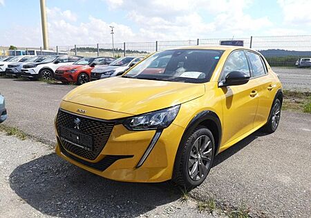 Peugeot e-208 Allure| SHZ | NAVI | PDC hinten |FARO GELB