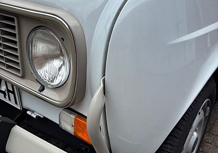 Renault R 4 - Jubiläums R4- CLAN Rarität-Neuw. weinig.KM