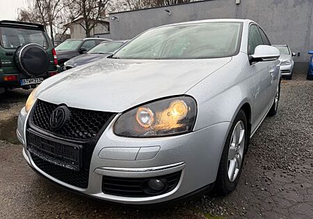 VW Jetta Volkswagen V United AUTOMATIK ALLWETTER*TÜV
