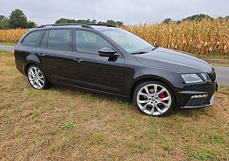 Skoda Octavia RS 4x4 DSG Standh. Pano. TÜV NEU
