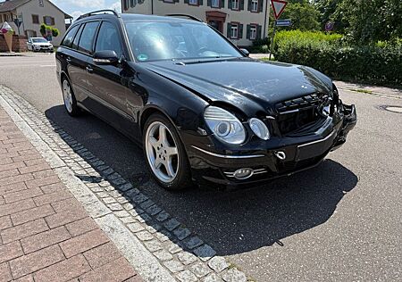 Mercedes-Benz E 350 T-Modell 7 Sitze