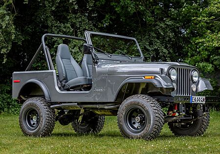 Jeep CJ 7 restauriert und im Topzustand