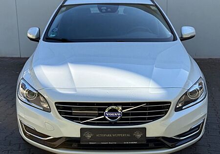 Volvo V60 Kombi Summum AWD*139.000KM*NAVI*KAMERA