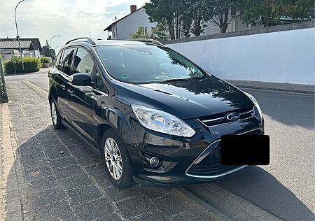 Ford C-Max 2,0TDCi -Navi-PDC-SHZ-BiXenon-7sitzer