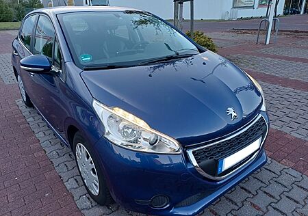 Peugeot 208 gebraucht kaufen Peugeot 208 1.2 Active 82 Klima Tempomat