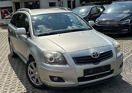Toyota Avensis Kombi 2.2 D-CAT Travel/AHK/Tüv 03.2027