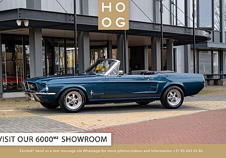 Ford Mustang 4.7 Convertible