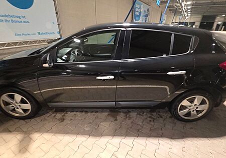 Renault Megane Expression dCi 130