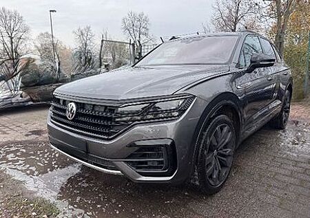 VW Touareg Volkswagen R-LINE 4.0 V8 TDI SCR 4MOT One Million T