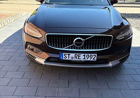 Volvo V90 Cross Country B4 D AWD Pro Geartronic Pro