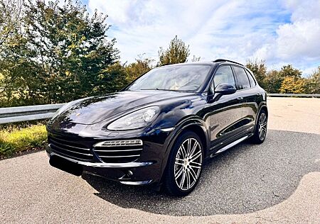 Porsche Cayenne S Diesel Sport-Design-Paket/Turbo21"
